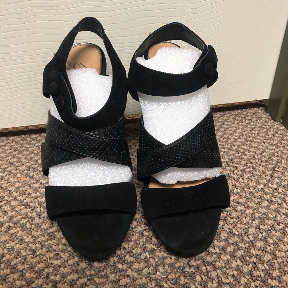 Marc& James Badgley Mischka Platform Leather Heel - Picture 9 of 10